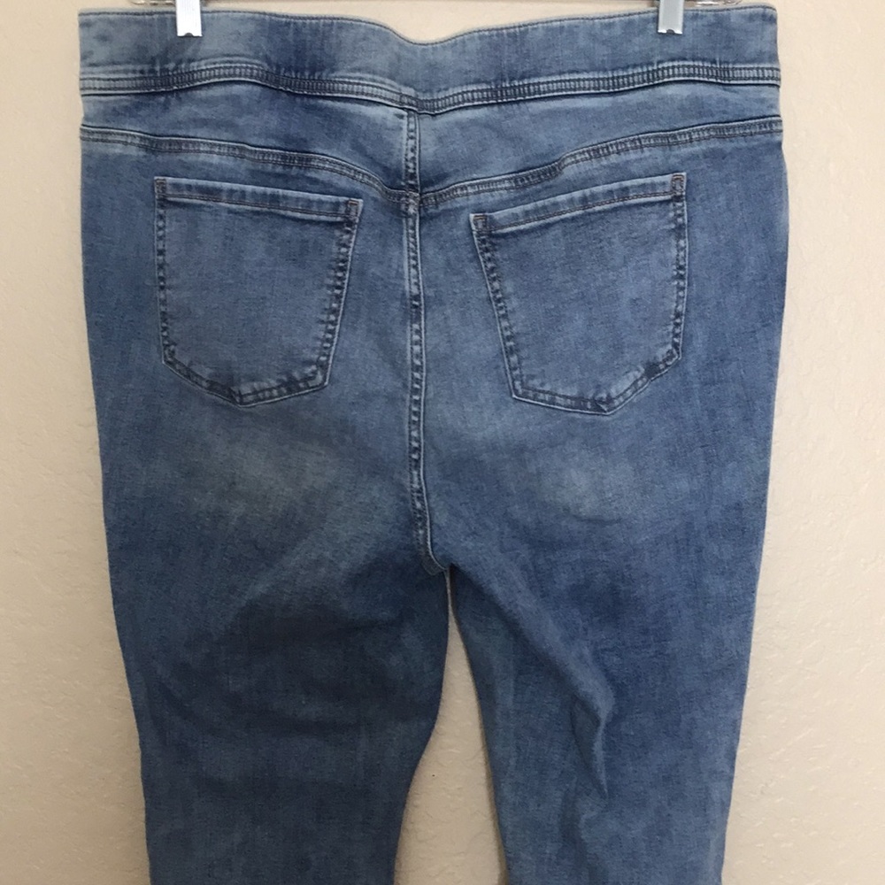 Torrid feel the fit women jeans plus size 20--22 - Picture 4 of 9